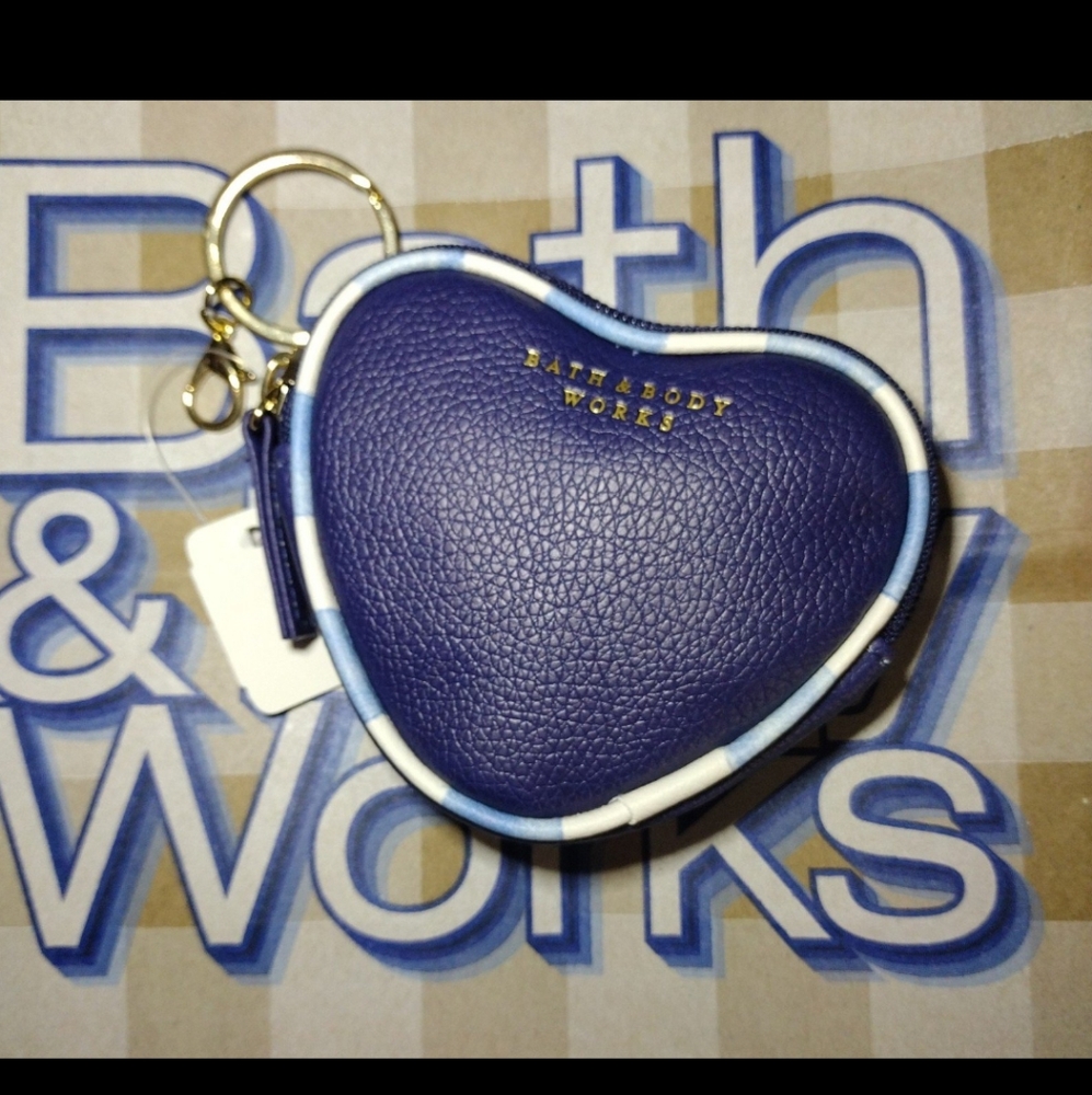 Bath & Body Works Blue Gingham Heart Shaped Coin Pouch Keychain NWT